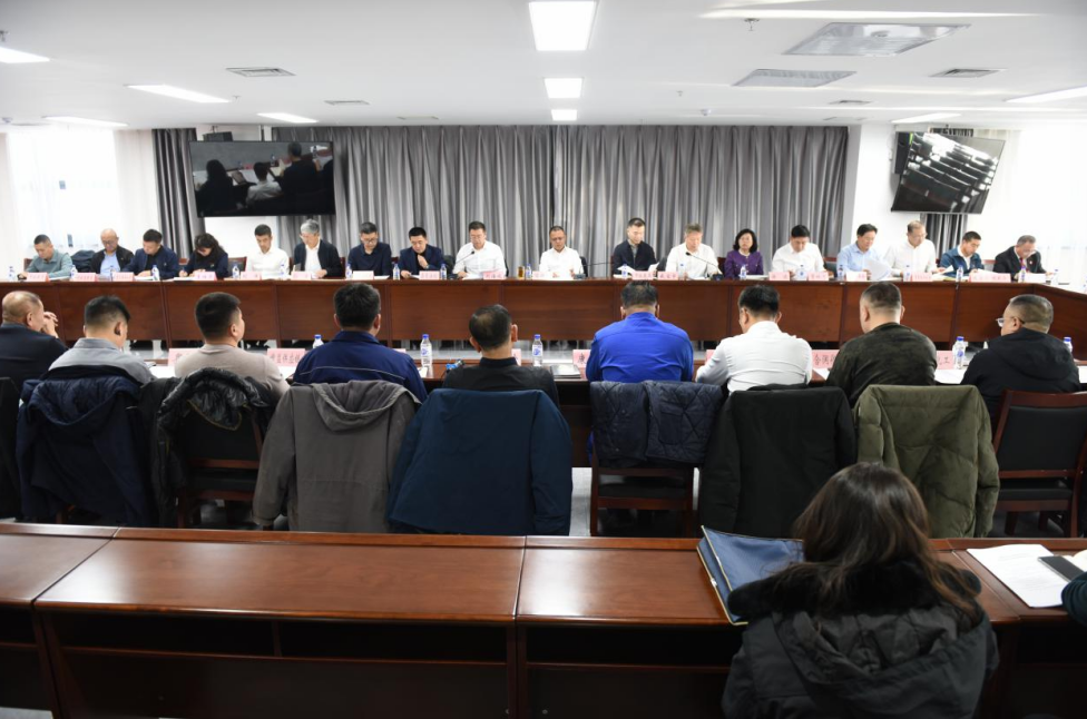 經(jīng)開區(qū)召開民營企業(yè)座談會(huì) 簡俊峰要求優(yōu)化營商環(huán)境精準(zhǔn)聚焦服務(wù)